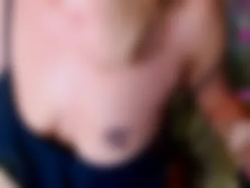 1_tiffany_1 webcam preview