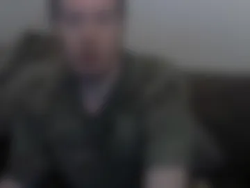 2small4you83 photo 2