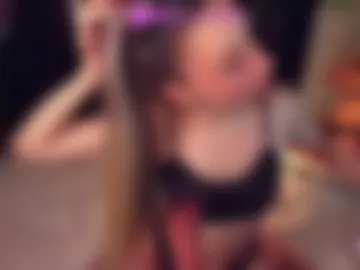 _alexa_gold_ photo 4