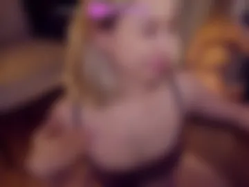 _alexa_gold_ photo 2