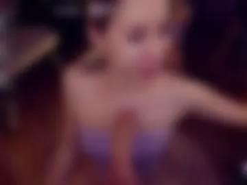 _alexa_gold_ photo 3