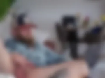 _beard_and_tattoo_ webcam preview