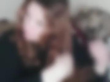 _bella_28 live webcam preview