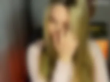 _chloe_miller_ webcam preview