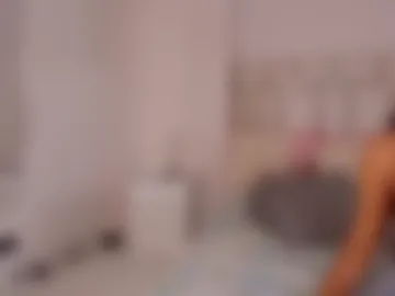 _miavelvet photo 8