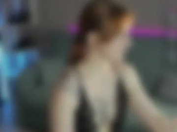 _redhead_vixen_ photo 4