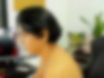 aaron_bilingual live webcam preview
