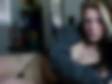 actuallyaleyna photo 3