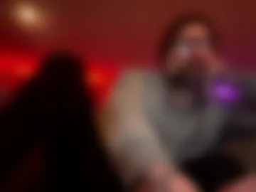 adamofeternia44 live webcam preview