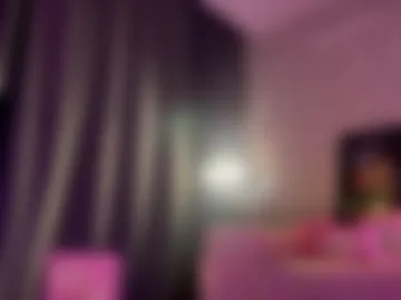 adele_kawaii webcam preview