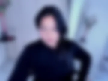adele_sweett webcam preview
