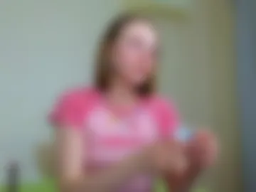 adelina_cowell photo 5