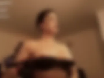 adelineefoxxx photo 6