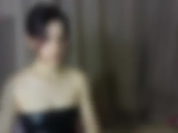 adellyy photo 2
