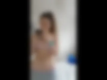 adorablelucia live webcam preview