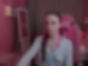 adria_arjona photo 4