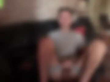 adrian_grey3 live webcam preview