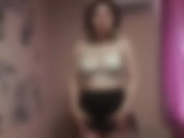 adriannamalango photo 3