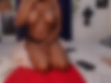 africanpetitequeenn photo 3