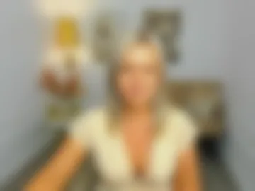 agathaklouin webcam preview
