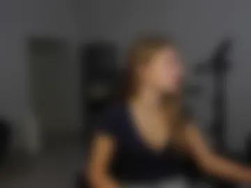 agelina_summer webcam preview