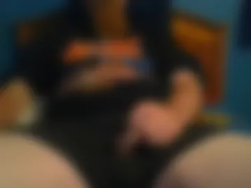 ahrnycumtoy photo 3