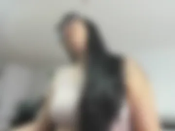 aisha_latina photo 5