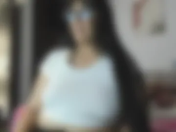 aisha_latina webcam preview