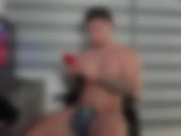 alan_muscle webcam preview