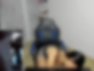 alayasmile webcam preview