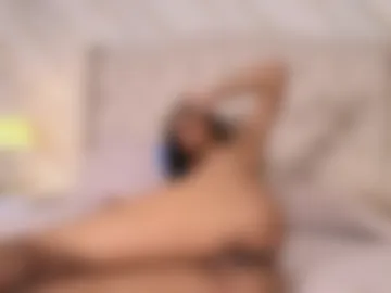 aleja_moon__ webcam preview