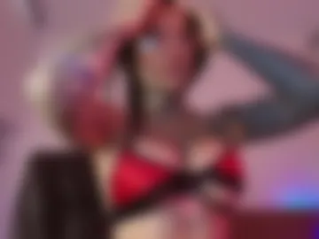 alessafrost_ photo 2