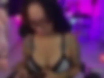 alesyahampton photo 6
