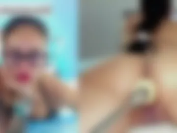 alexa_clark02 photo 2