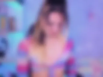 alexaavandercloude photo 2