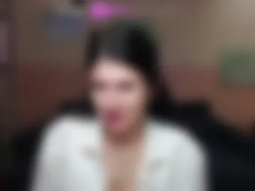 alianna_solo_kiss photo 8