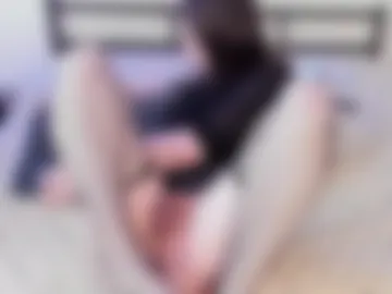 alice_unique photo 2