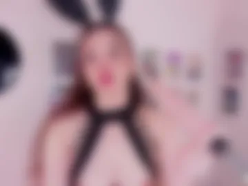 alicebonam photo 7