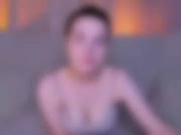 alicechanell photo 3