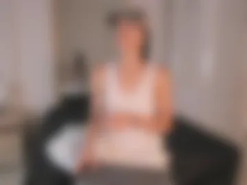 alicesandoval_ photo 3