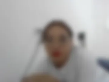 alicia_in_wonderland16 live webcam preview