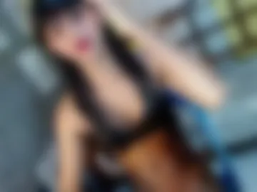 aliexagrey photo 5