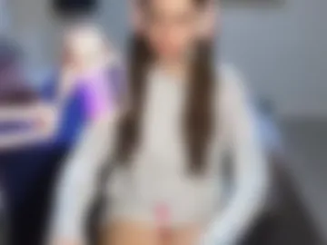alisonfieldsxo photo 3