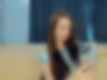 alivialovely photo 3