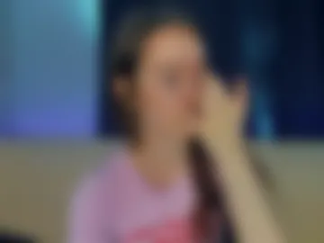 alivialovely photo 2