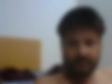 aliyakhan1976 live webcam preview