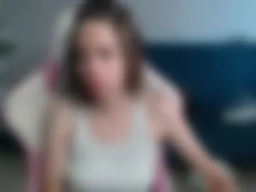 allie_hazie webcam preview