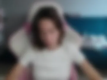allie_hazie webcam preview