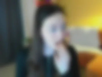 alluringeyess webcam preview