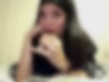 allysonheiny webcam preview